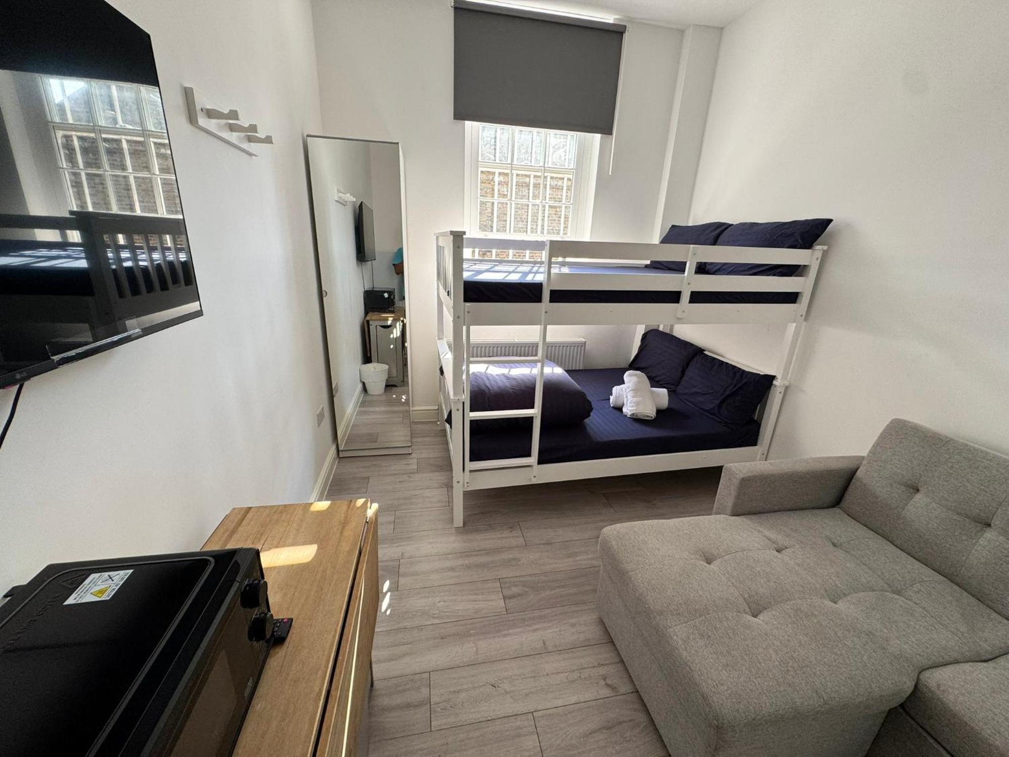 Willesden Green Budget Guesthouse Лондон Экстерьер фото